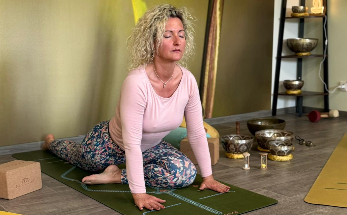 Denise Blodau bei Yoga und Körperarbeit